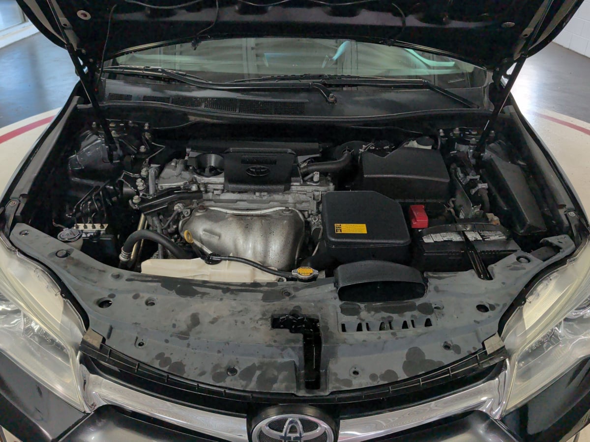 Photo 14 of this Toyota Camry