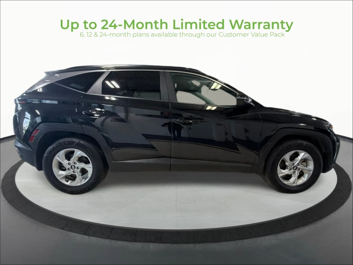 Photo 8 of this Hyundai Tucson