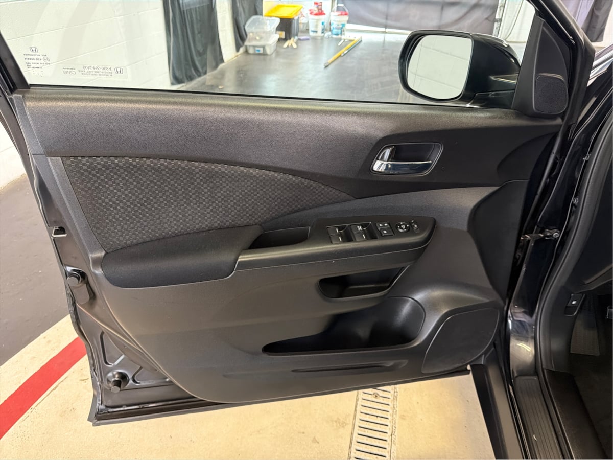 Photo 21 of this Honda CR-V