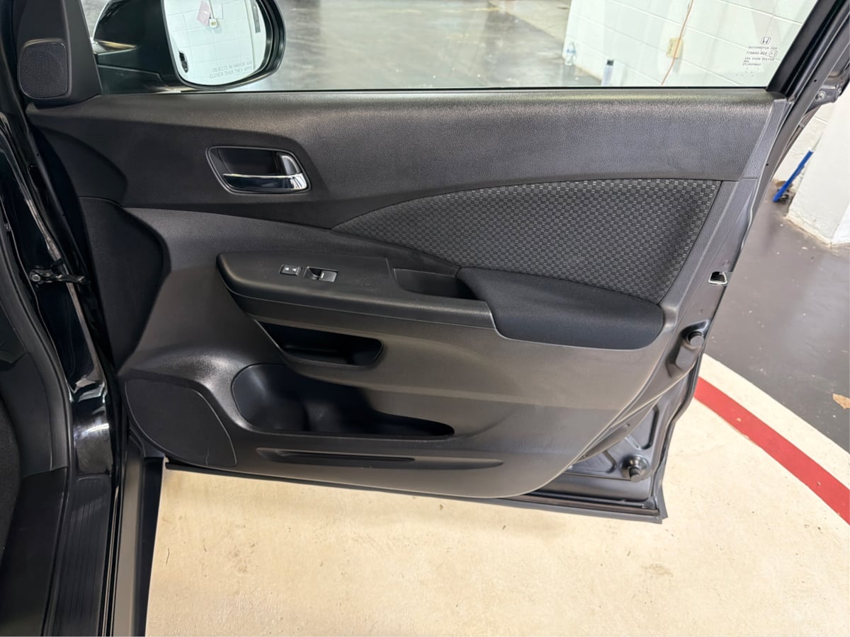 Photo 24 of this Honda CR-V