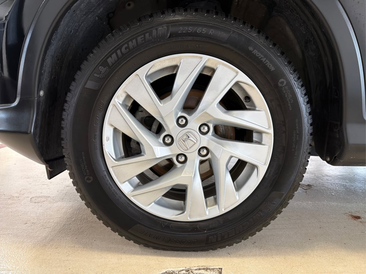 Photo 13 of this Honda CR-V