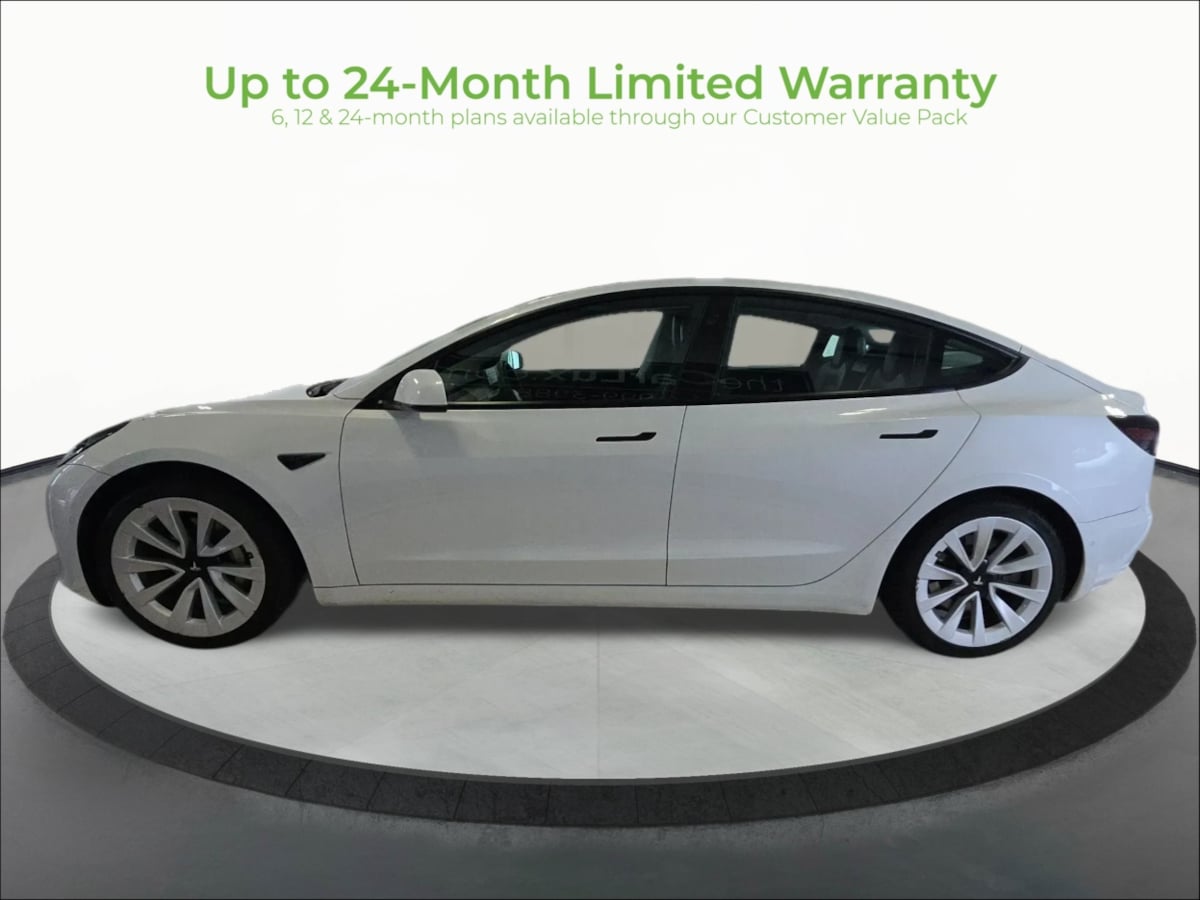 Photo 4 of this Tesla Model 3