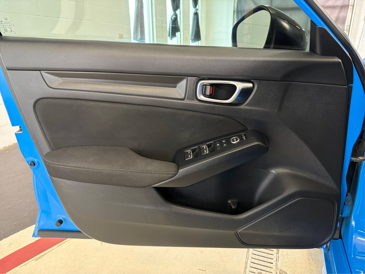 Photo 23 of this Honda Civic Hatchback
