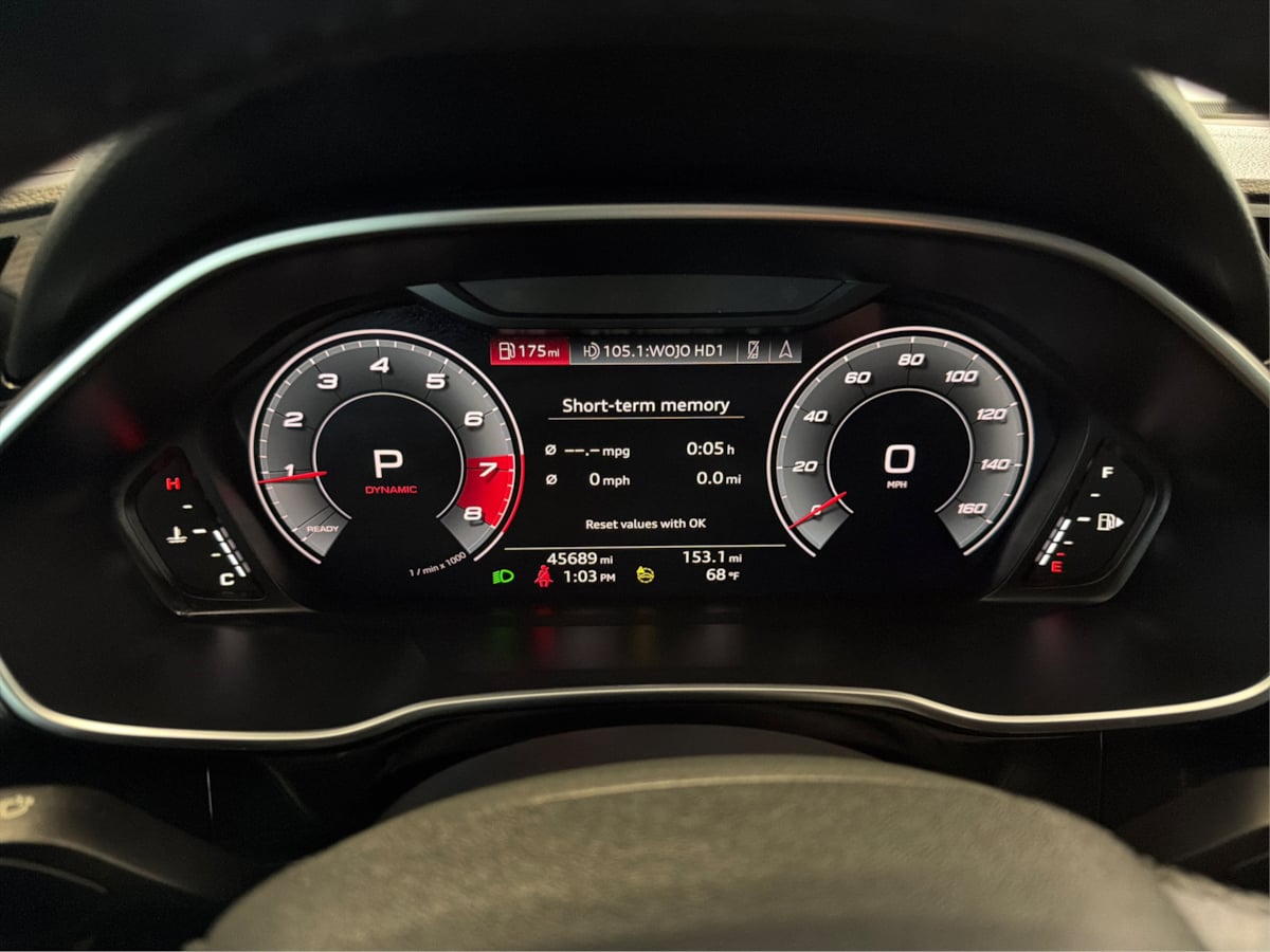 Photo 21 of this Audi Q3