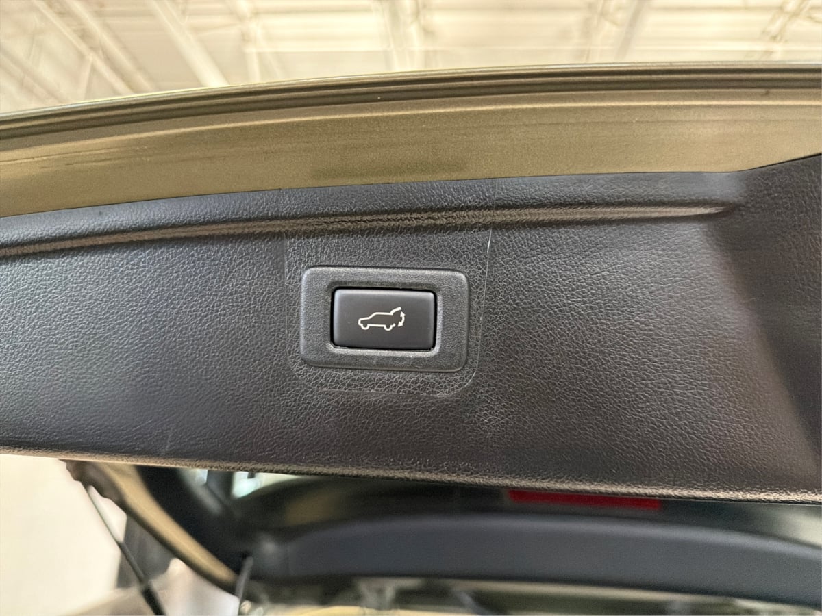 Photo 14 of this Subaru Outback