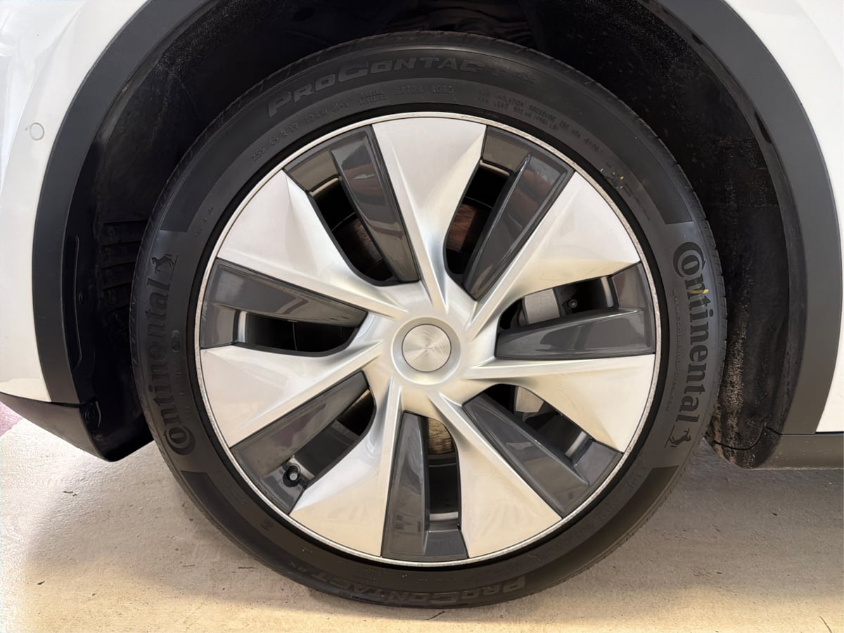 Photo 12 of this Tesla Model Y