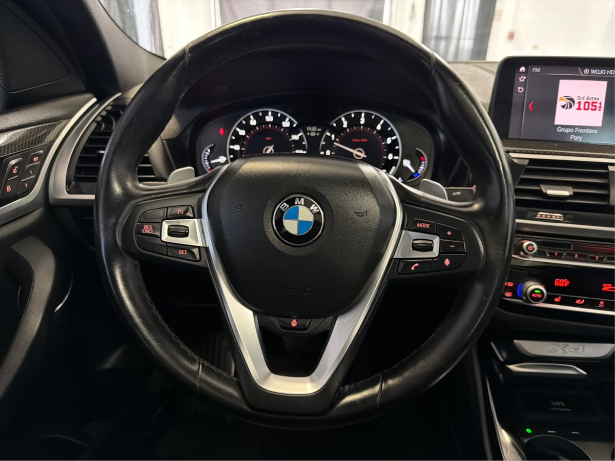 Photo 20 of this BMW X4