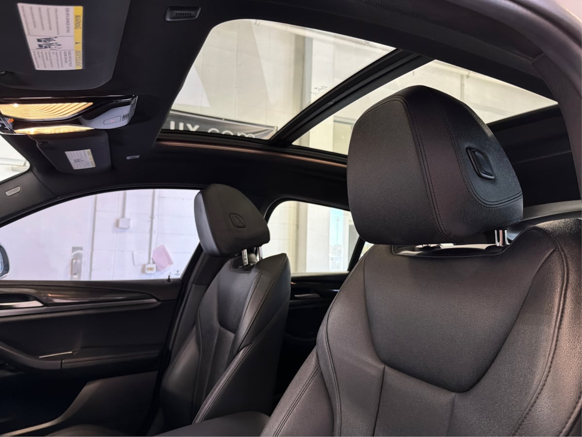 Photo 24 of this BMW X4
