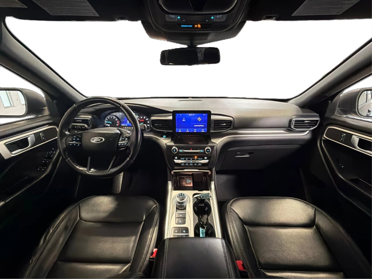 Photo 29 of this Ford Explorer