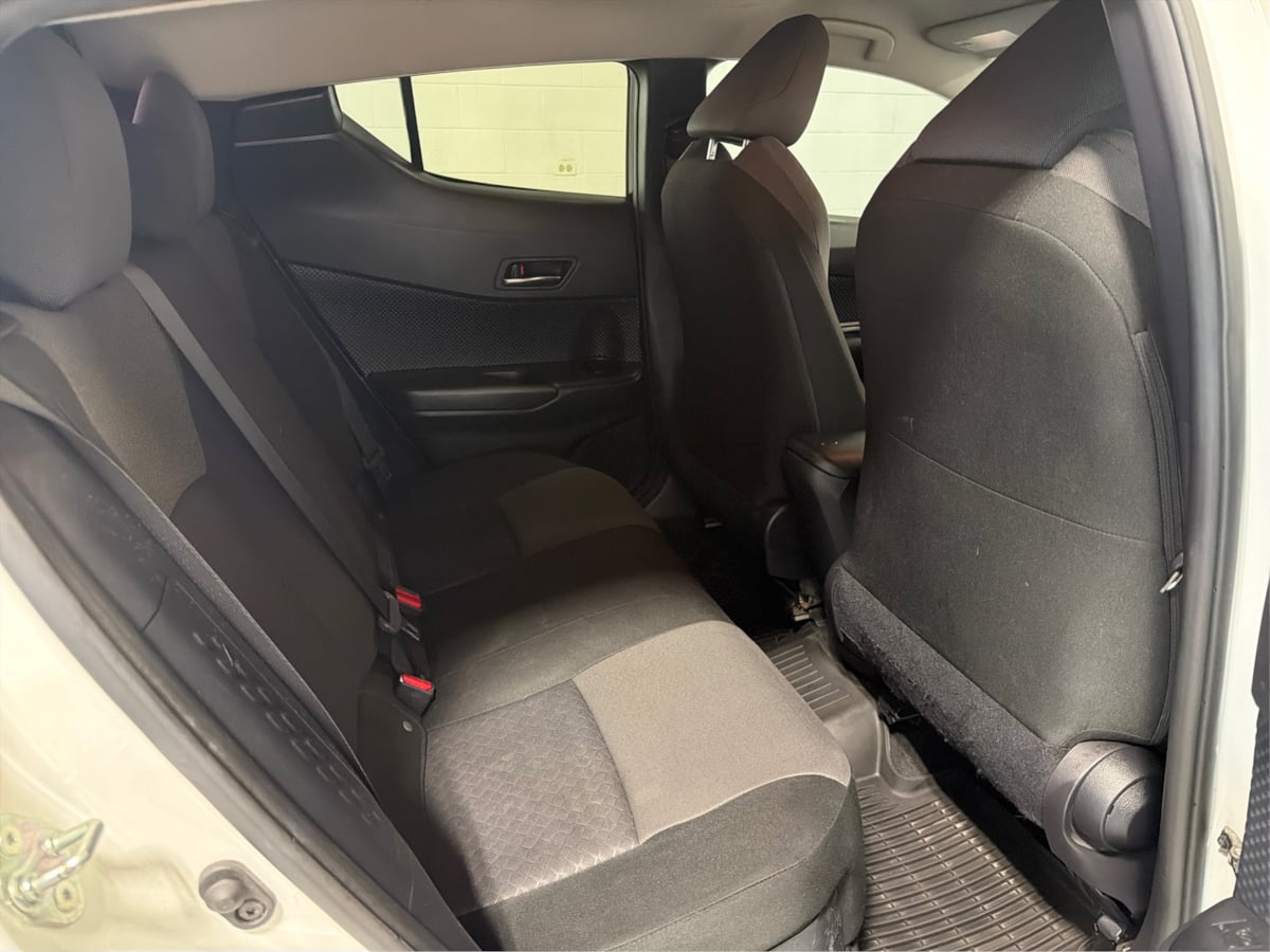 Photo 15 of this Toyota C-HR