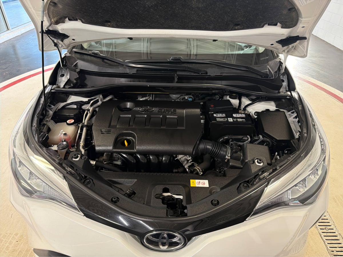 Photo 11 of this Toyota C-HR
