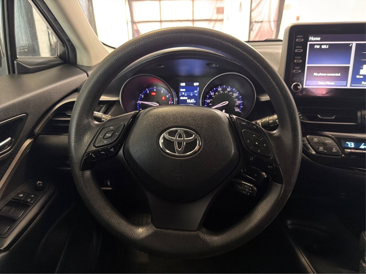 Photo 21 of this Toyota C-HR