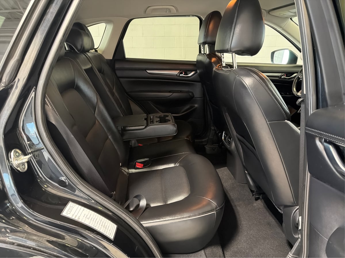 Photo 15 of this Mazda CX-5