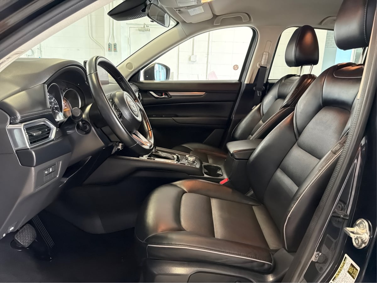 Photo 9 of this Mazda CX-5