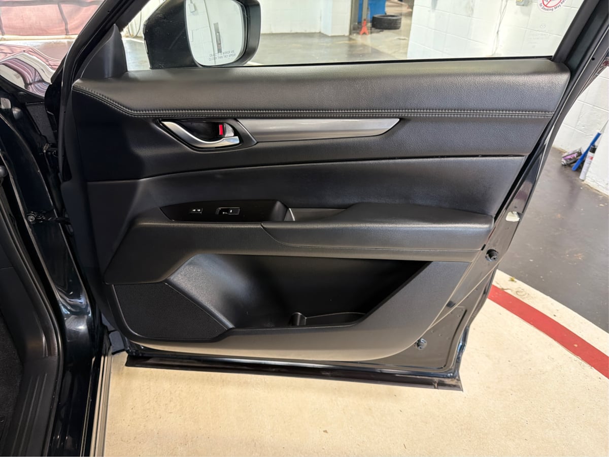 Photo 25 of this Mazda CX-5