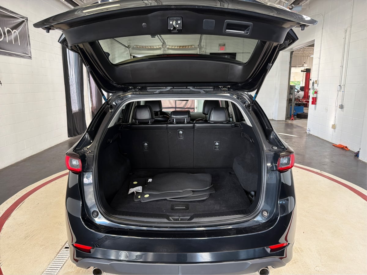 Photo 12 of this Mazda CX-5