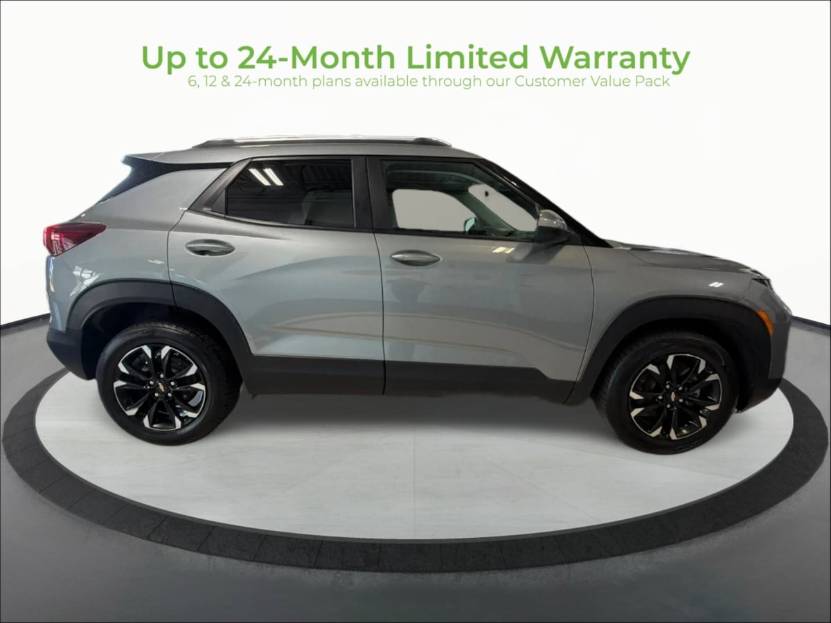 Photo 8 of this Chevrolet Trailblazer