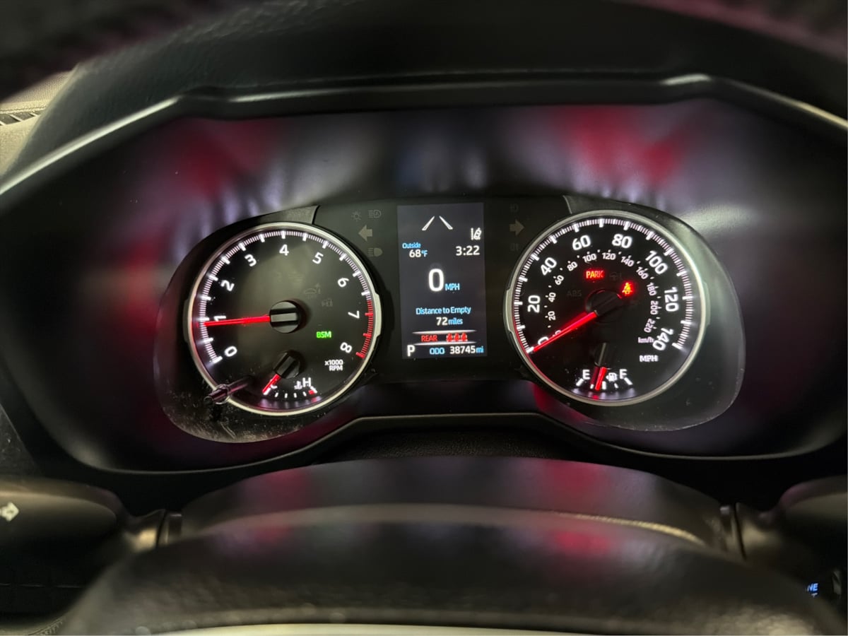 Photo 20 of this Toyota RAV4