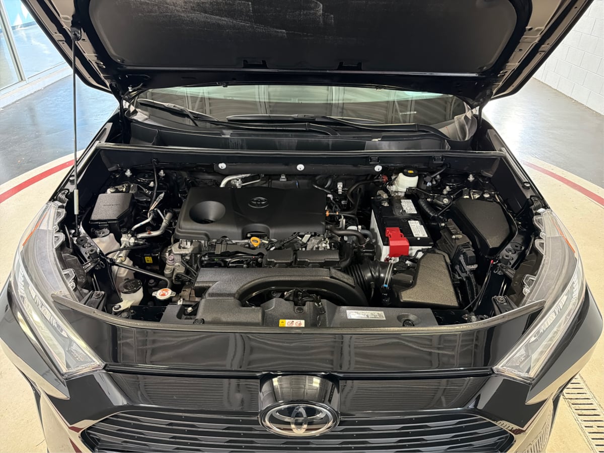 Photo 11 of this Toyota RAV4
