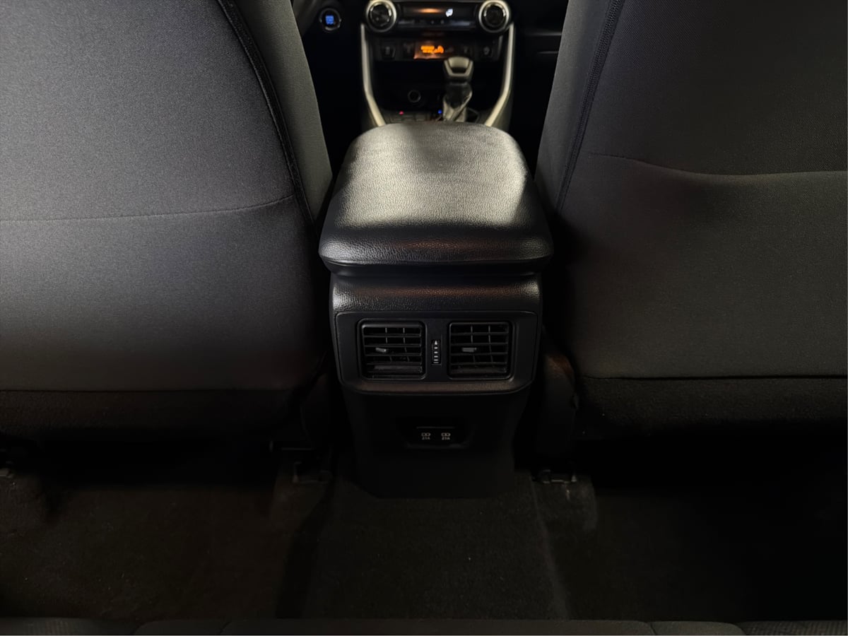 Photo 24 of this Toyota RAV4