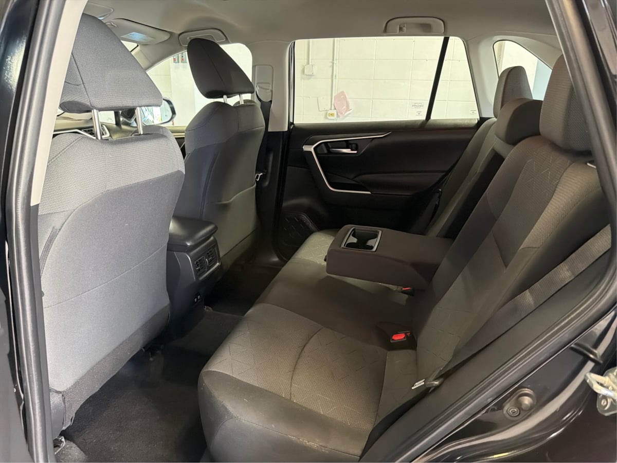 Photo 10 of this Toyota RAV4