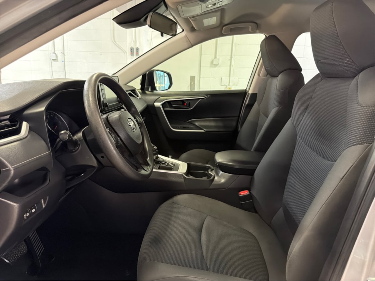 Photo 9 of this Toyota RAV4