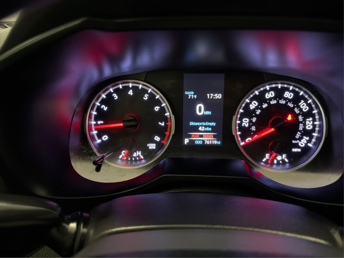 Photo 18 of this Toyota RAV4