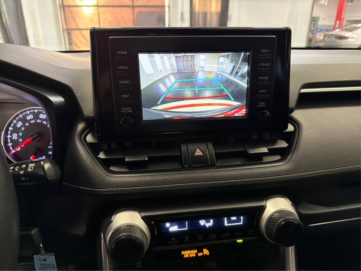 Photo 23 of this Toyota RAV4