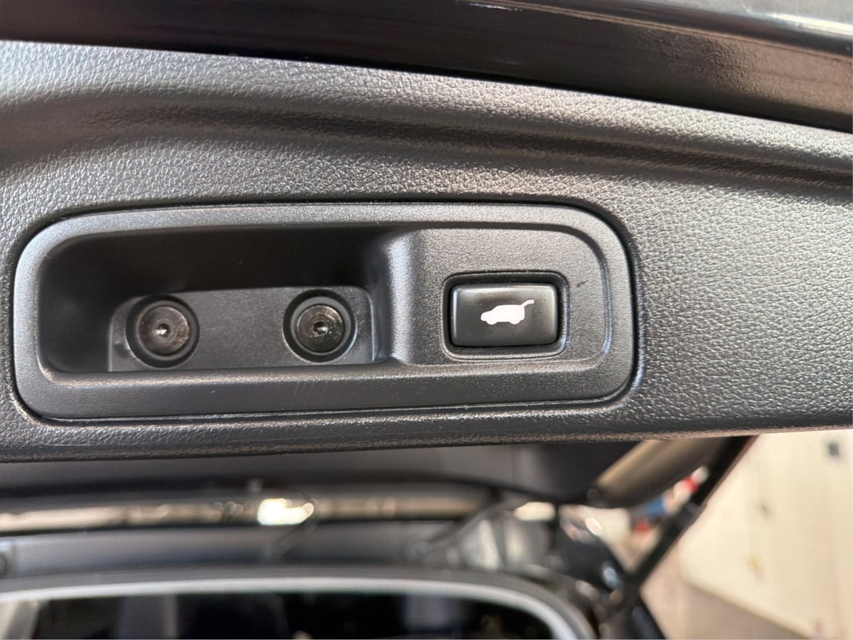 Photo 14 of this Honda Pilot