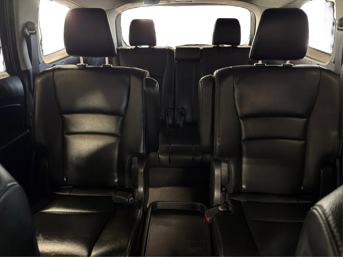 Photo 31 of this Honda Pilot