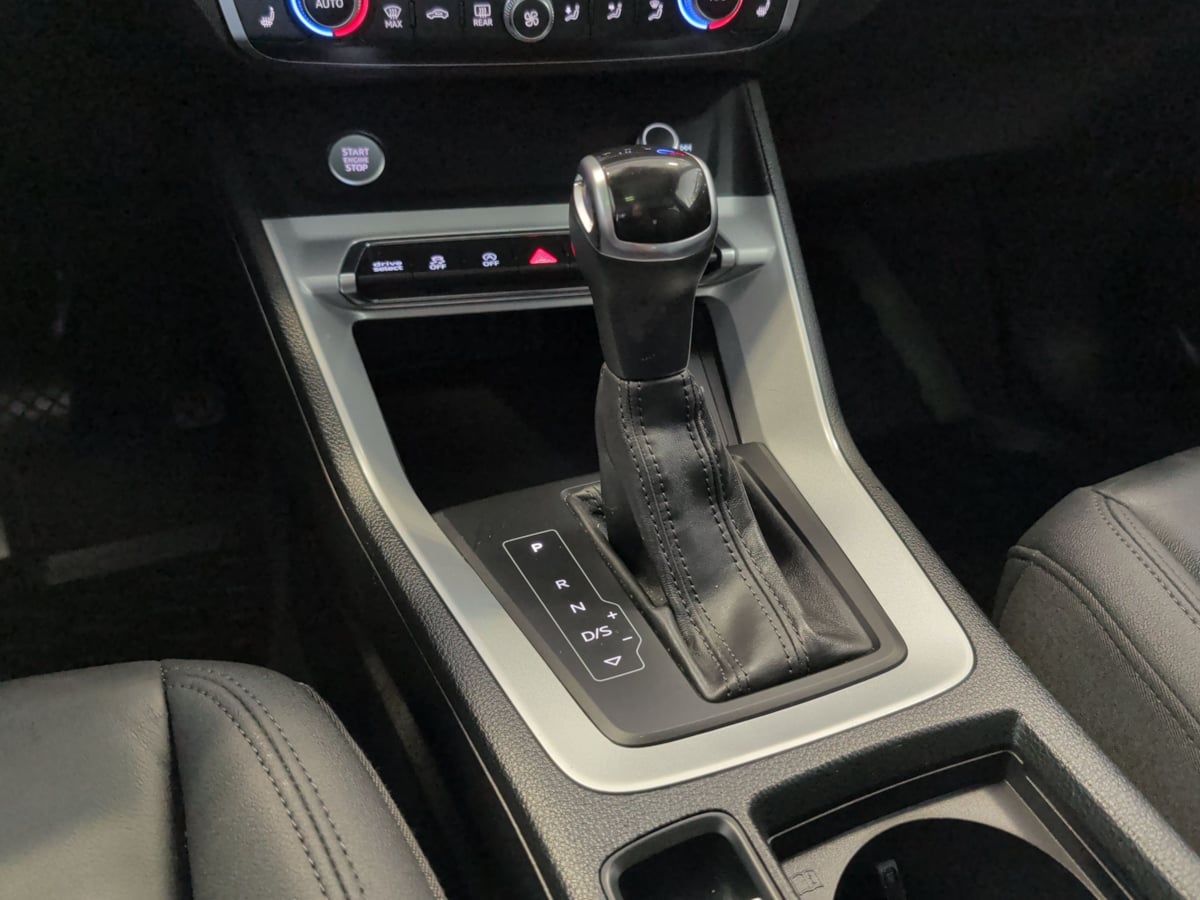 Photo 18 of this Audi Q3