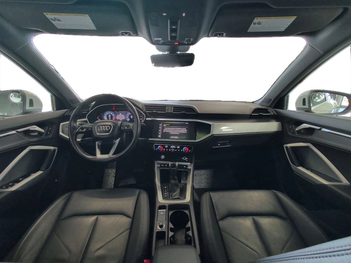 Photo 28 of this Audi Q3