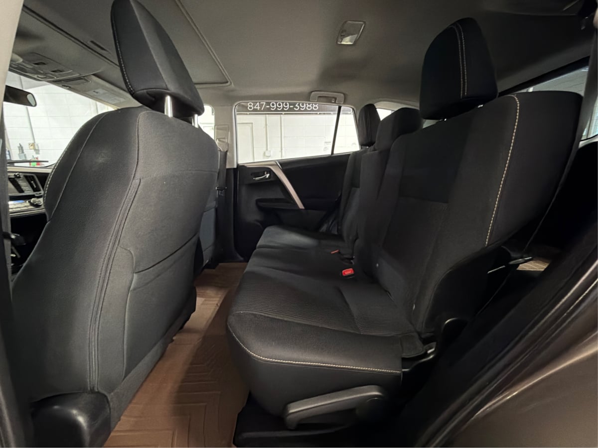 Photo 10 of this Toyota RAV4