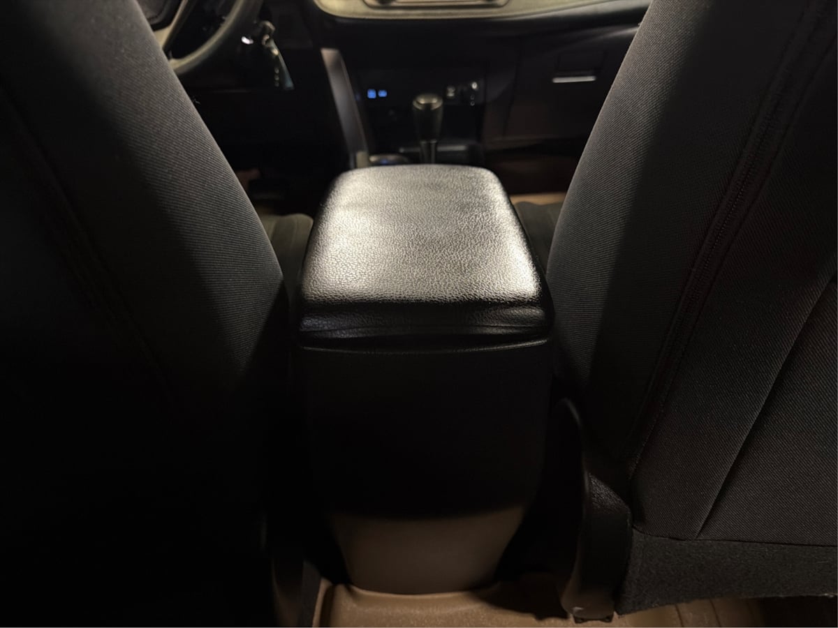 Photo 22 of this Toyota RAV4