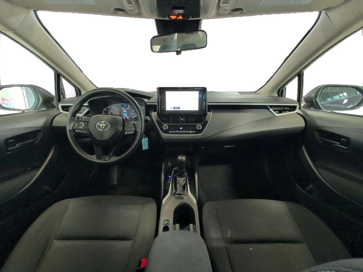 Photo 26 of this Toyota Corolla