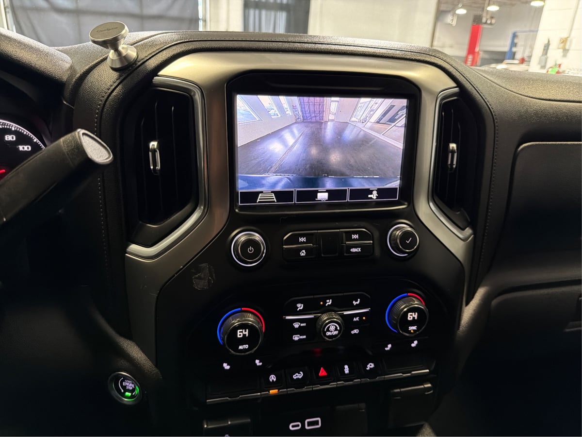 Photo 24 of this Chevrolet Silverado 1500
