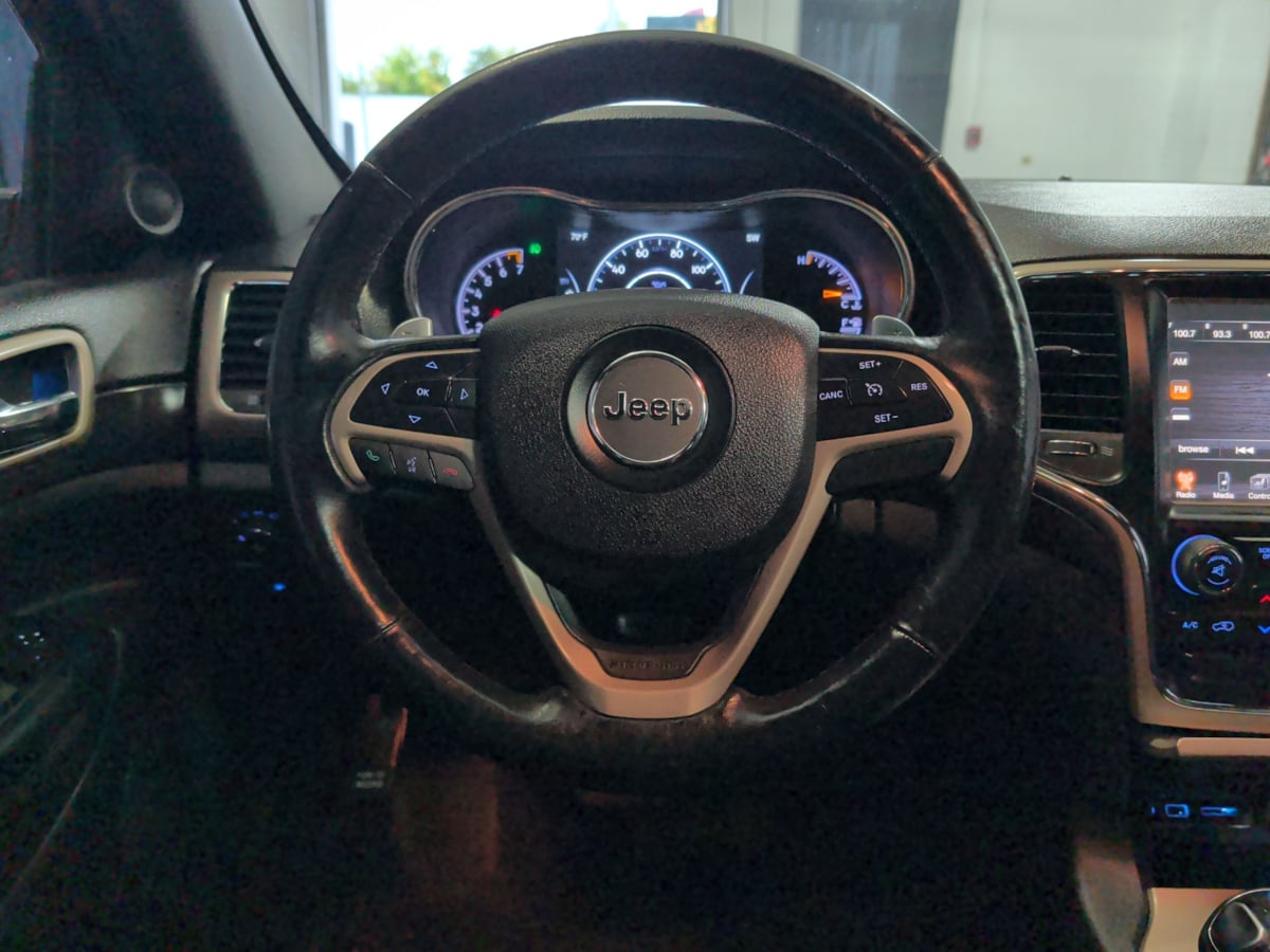 Photo 20 of this Jeep Grand Cherokee