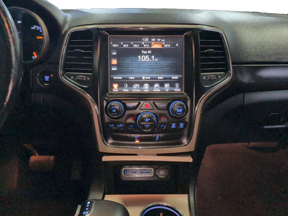 Photo 29 of this Jeep Grand Cherokee