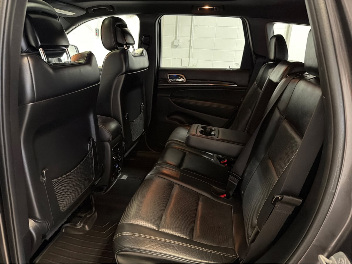 Photo 10 of this Jeep Grand Cherokee