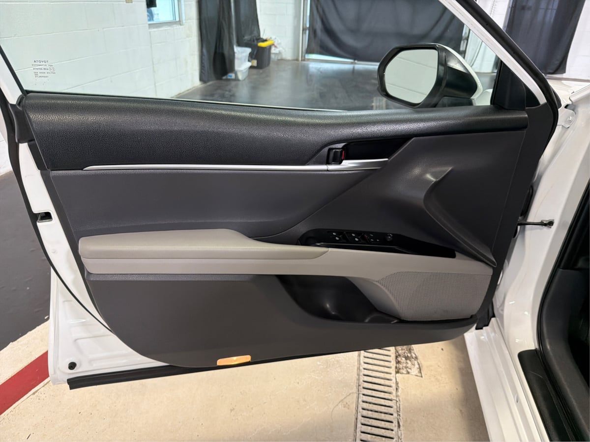 Photo 21 of this Toyota Camry