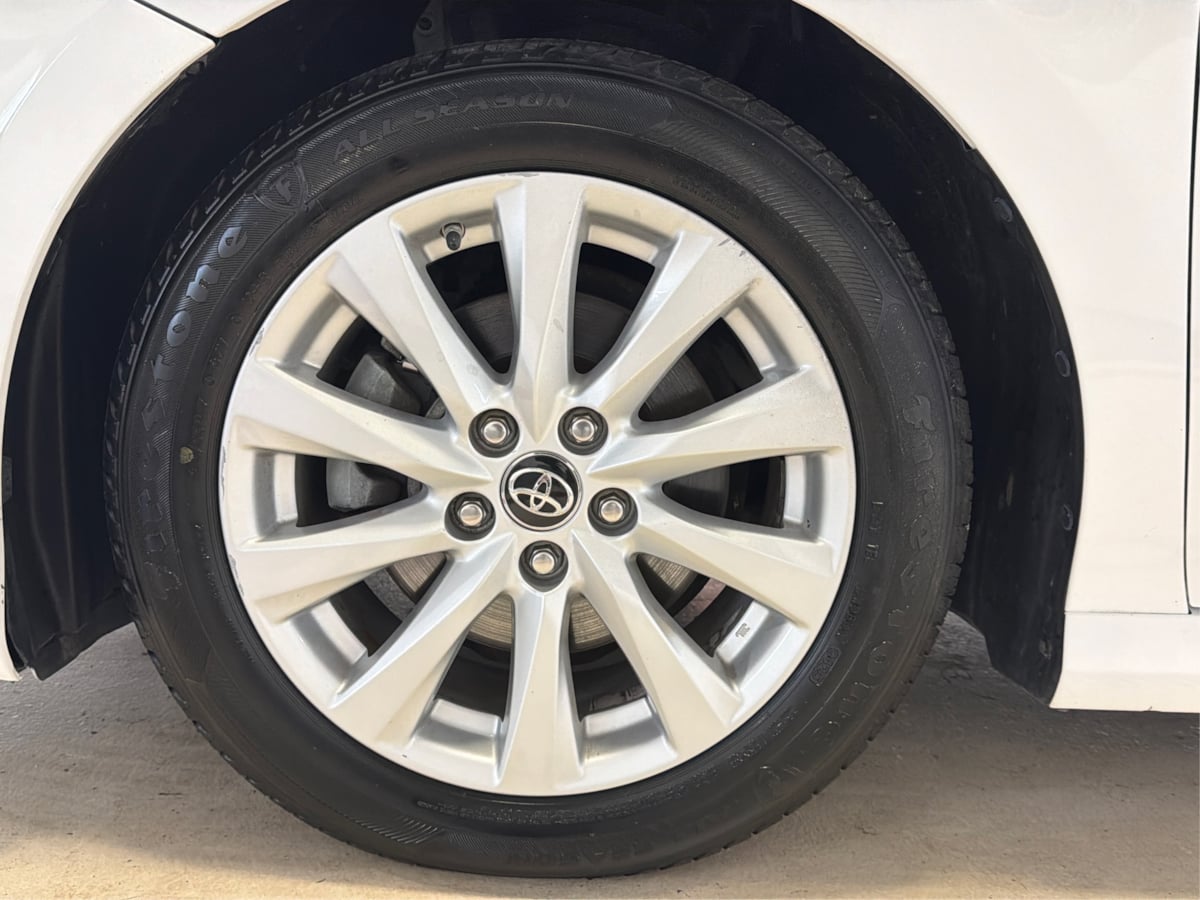 Photo 13 of this Toyota Camry