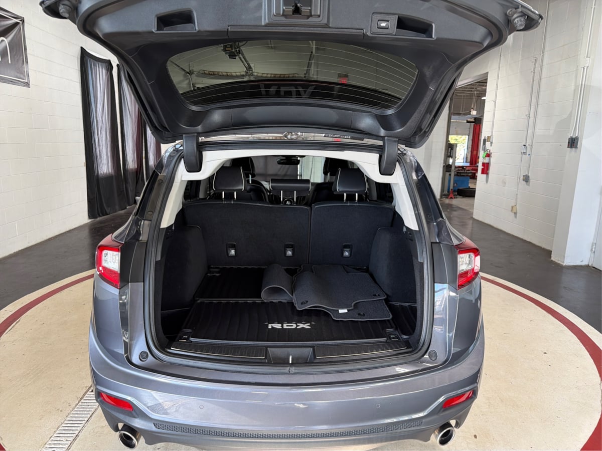 Photo 12 of this Acura RDX