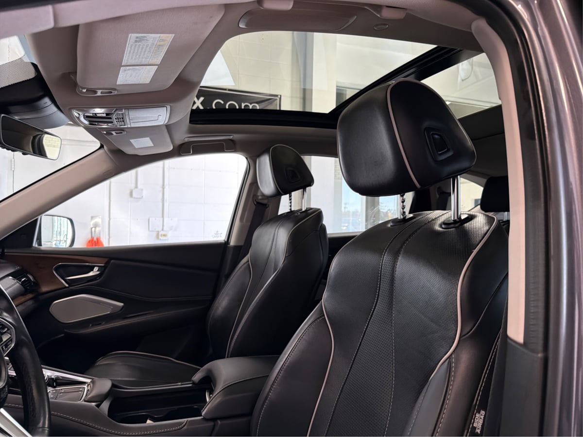 Photo 24 of this Acura RDX