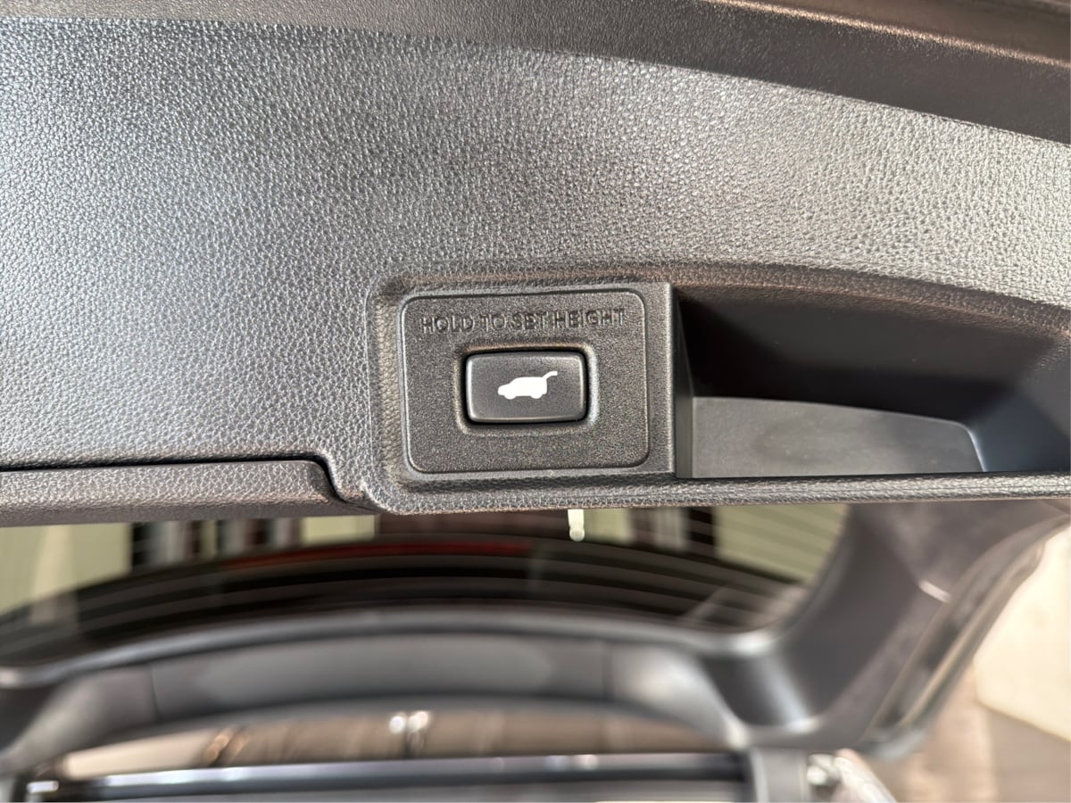 Photo 14 of this Acura RDX