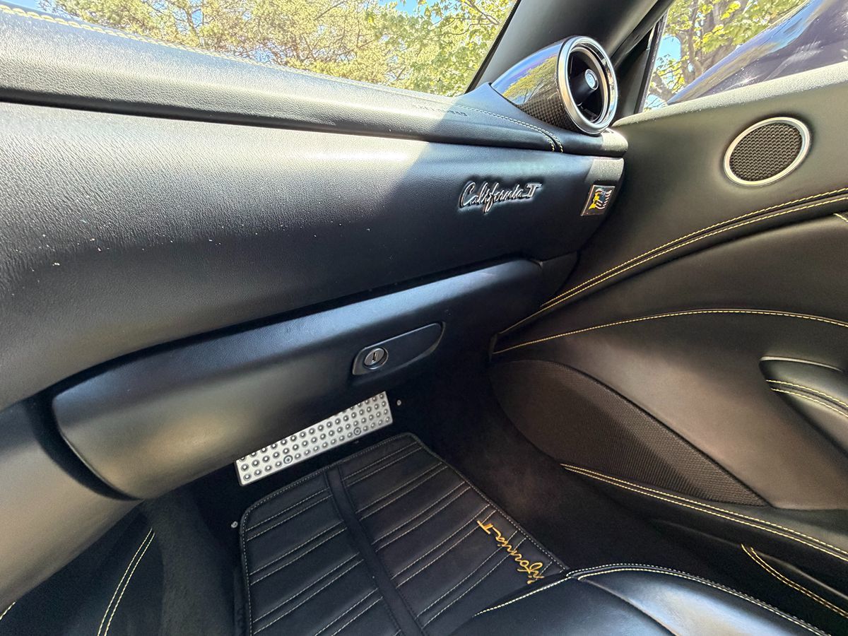 2015 Ferrari California T Base - Photo 32