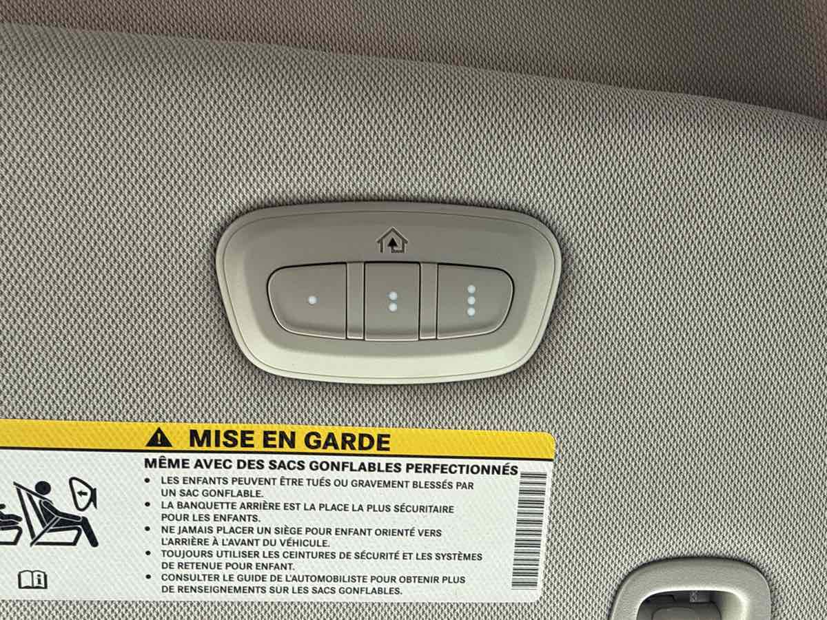2022 Chrysler Pacifica Hybrid Touring L - Photo 33