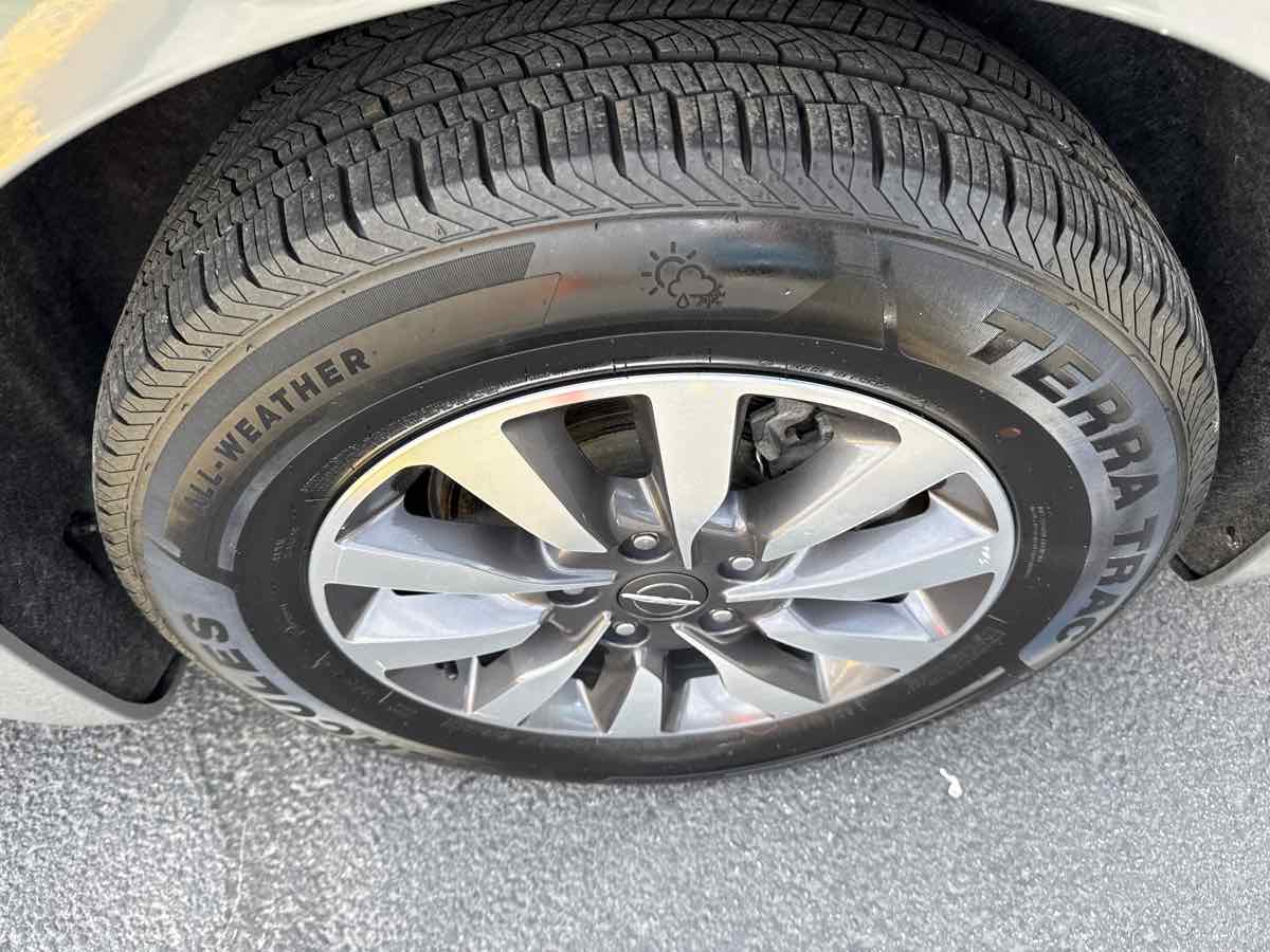 2022 Chrysler Pacifica Hybrid Touring L - Photo 38