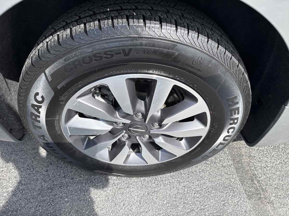 2022 Chrysler Pacifica Hybrid Touring L - Photo 41