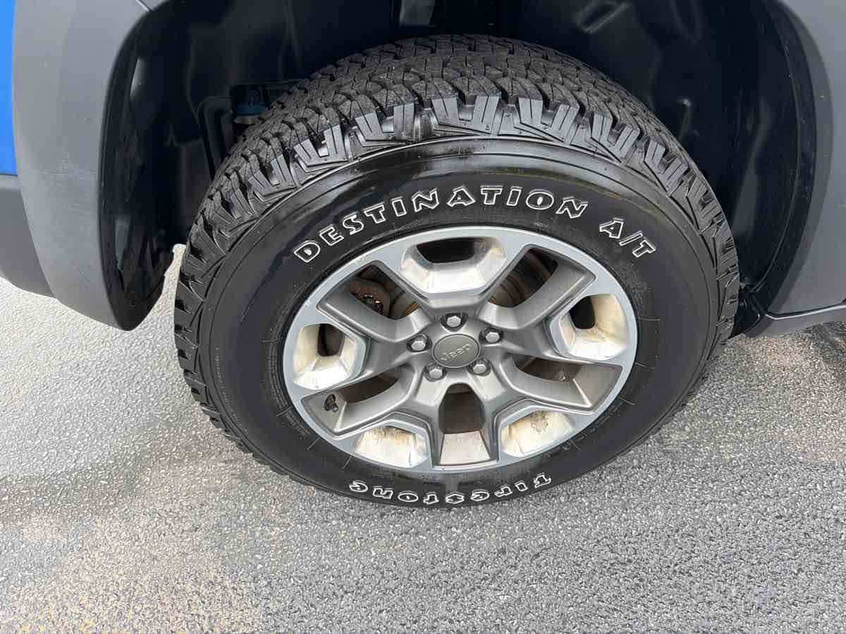 2019 Jeep Cherokee Trailhawk - Photo 32