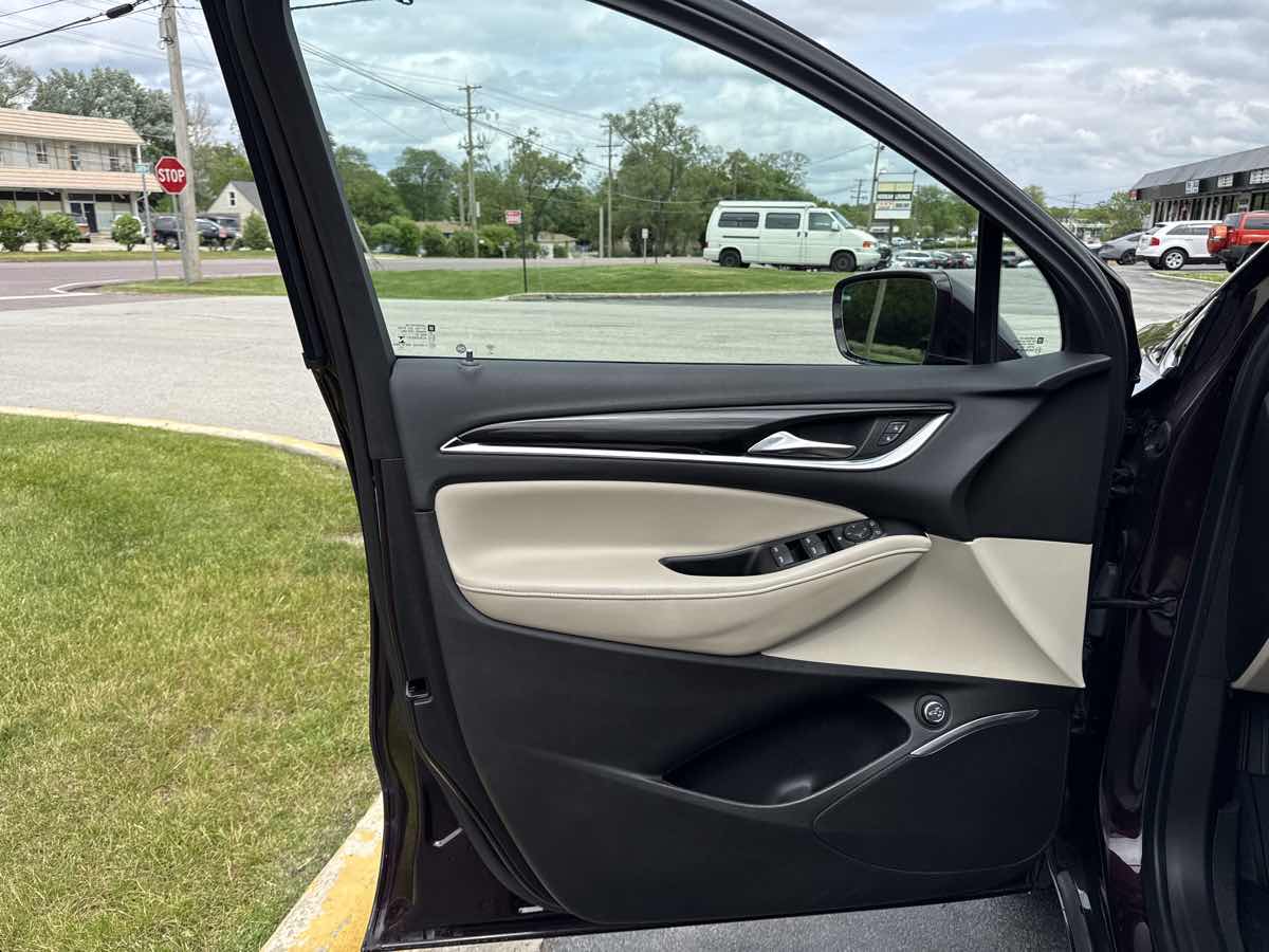 2019 Buick Enclave Essence - Photo 11